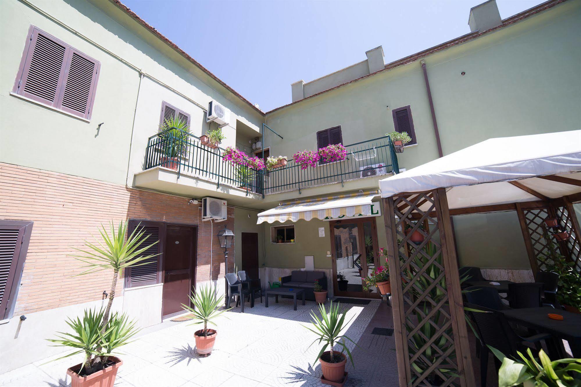 Hotel Le Rose Tivoli Terme Eksteriør billede